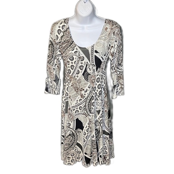 Joy’s Paris Dresses & Skirts - Joy’s Paris Long Sleeve Mini Dress, size Small/Medium